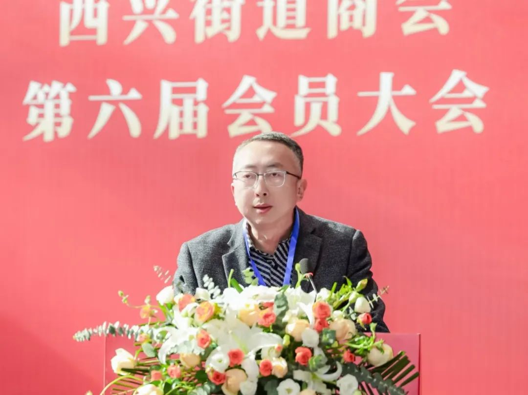 3 區(qū)工商聯(lián)黨組成員、副主席郭鵬發(fā)言.jpg